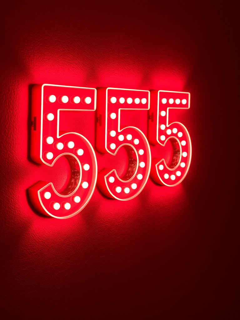 555